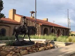 Visit the Holt Research Center