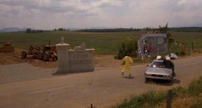 Lyon Estates Entrance 3.jpg